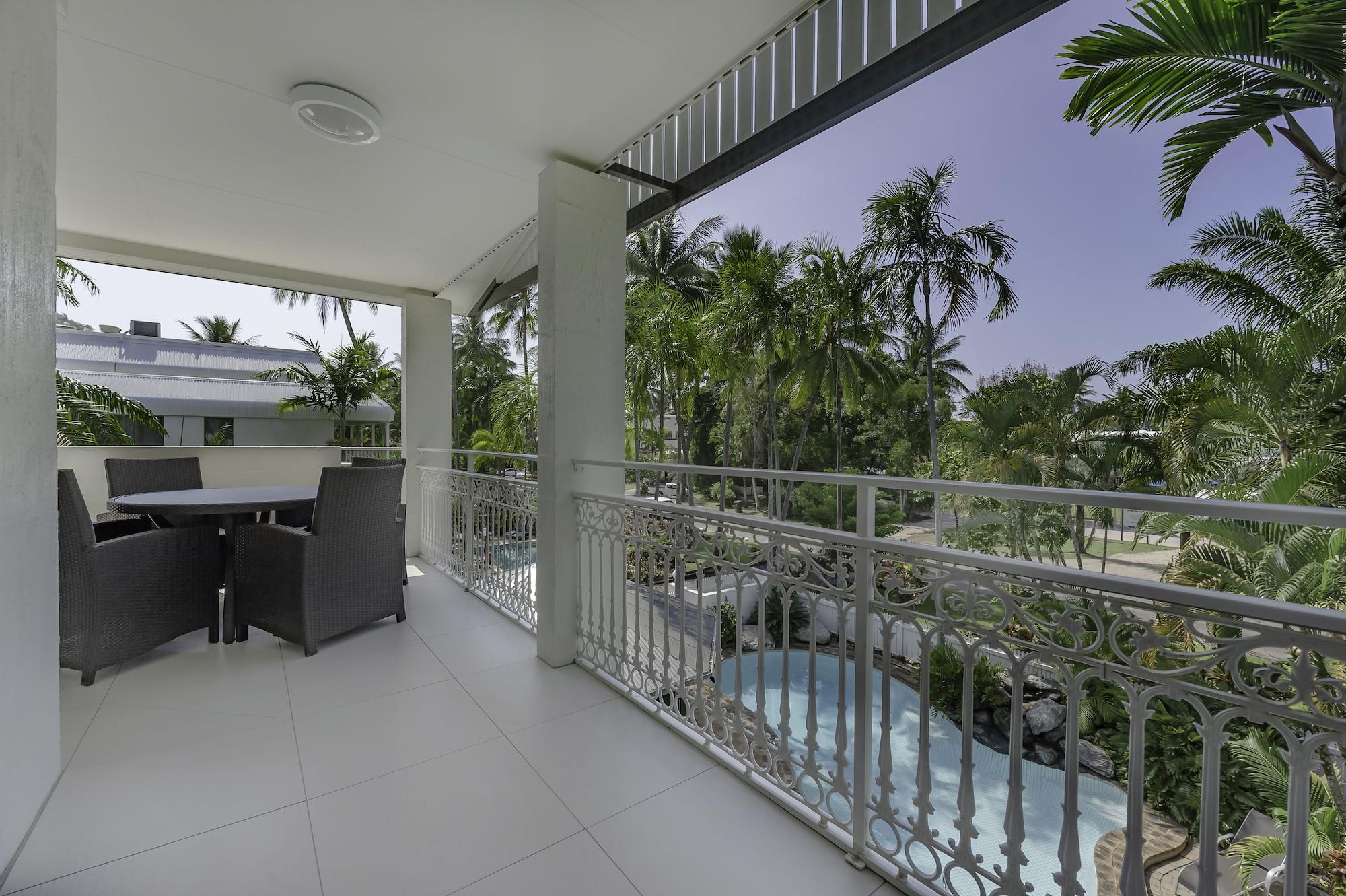 Garrick House Aparthotel Port Douglas Exterior foto