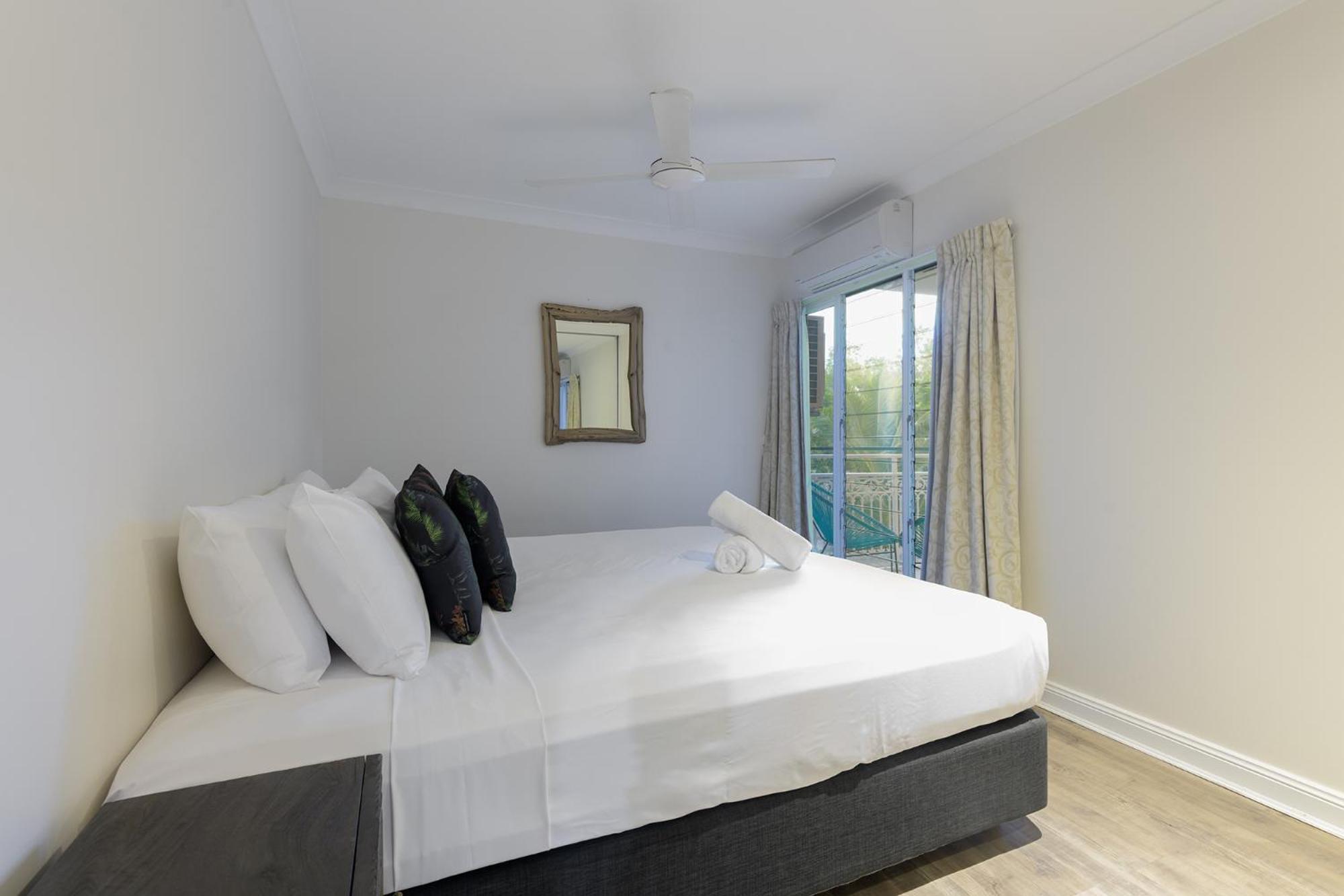 Garrick House Aparthotel Port Douglas Exterior foto